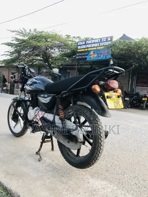 Bajaj Boxer 125 2024 Black