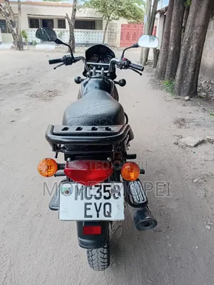 Bajaj Boxer 125 2025 Black