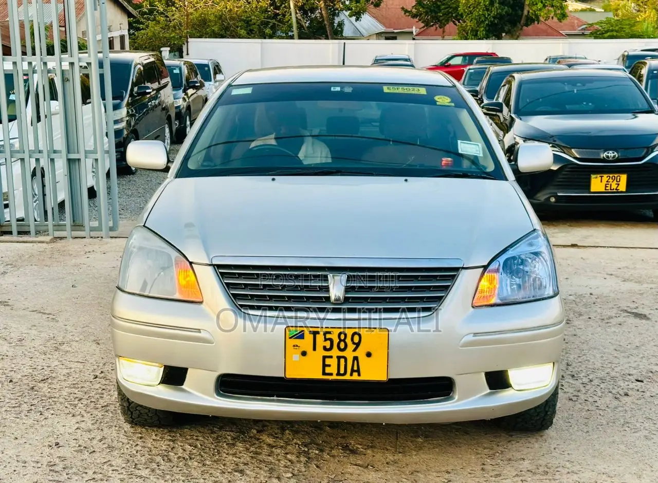 Toyota Premio 2004 Silver
