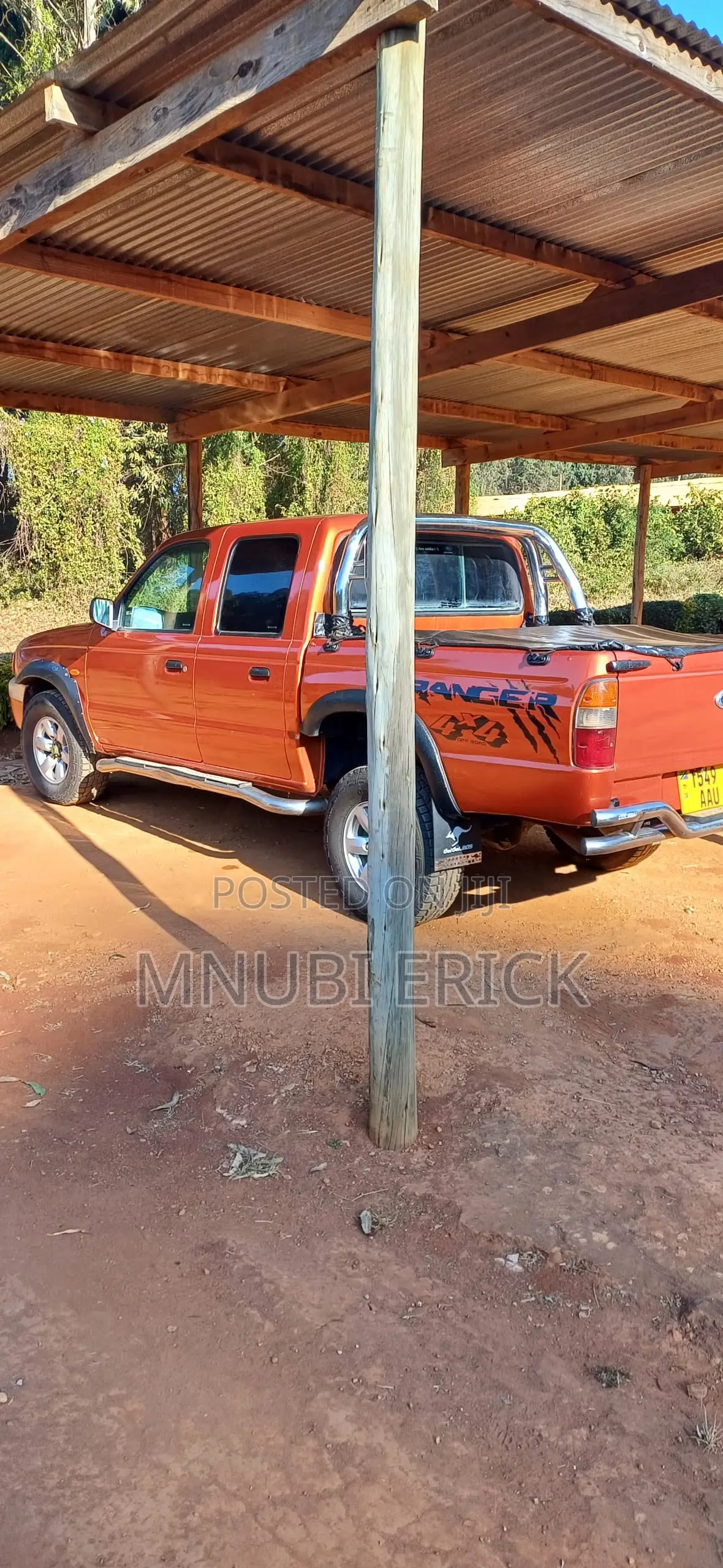 Ford Ranger XL 4x2 Regular Cab 5.75 ft. box 111.6 in. WB 1999 Orange