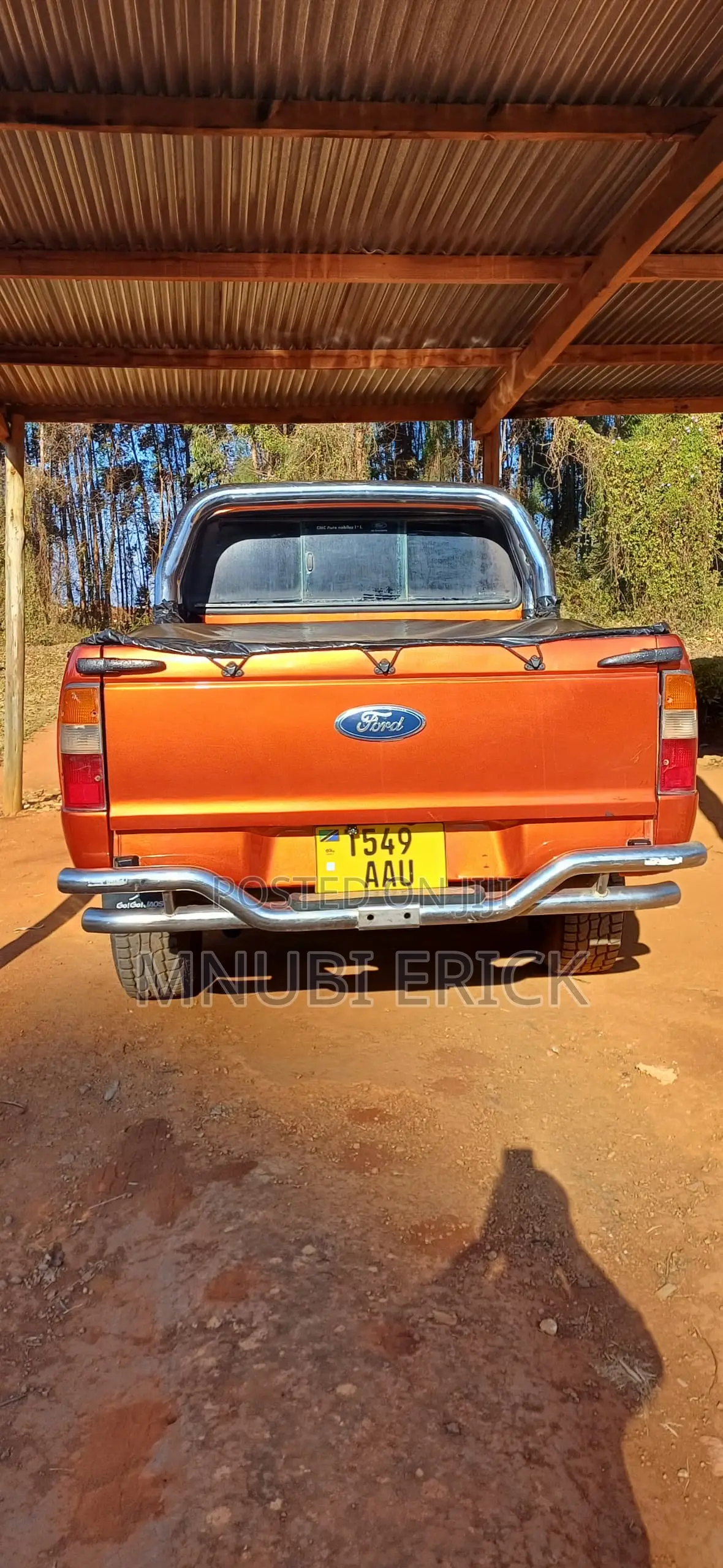 Ford Ranger XL 4x2 Regular Cab 5.75 ft. box 111.6 in. WB 1999 Orange