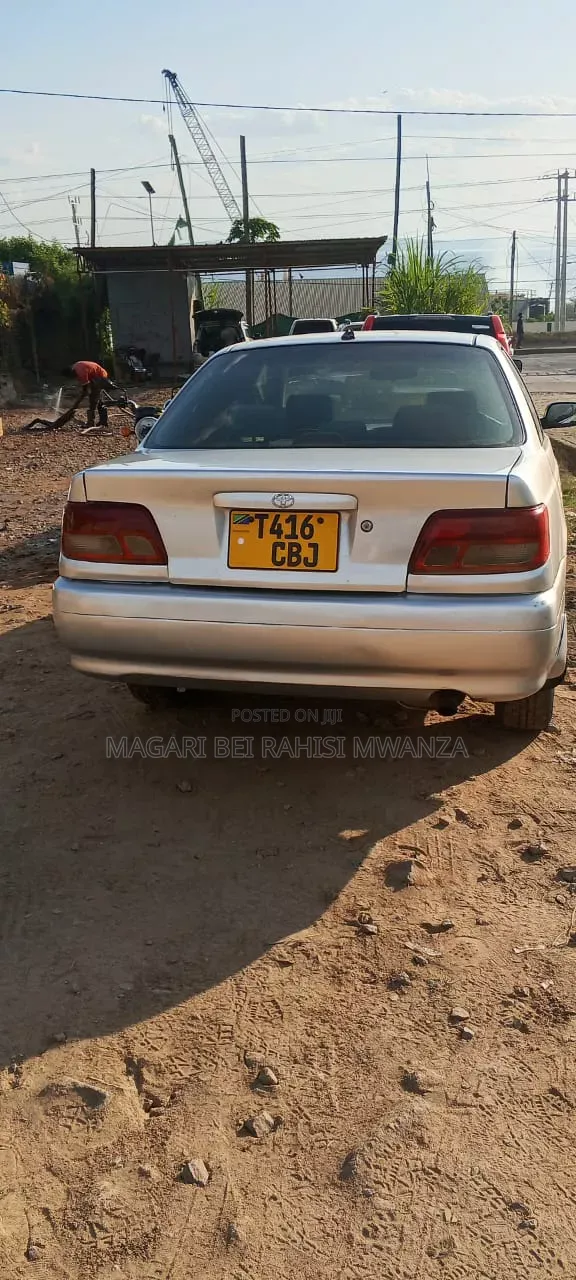 Toyota Carina 1.6 FWD Sedan 1999 Silver