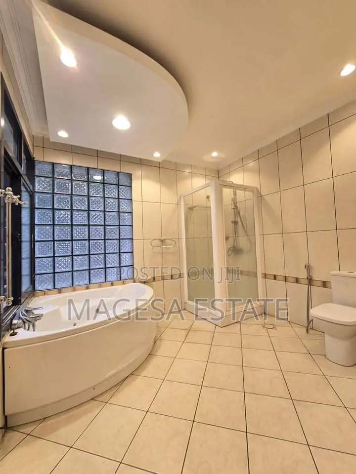 Furnished 5bdrm Villa in Masaki for rent