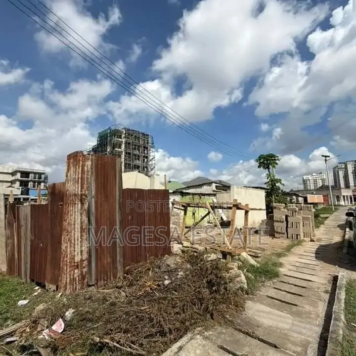 Plot for Rent in Victoria