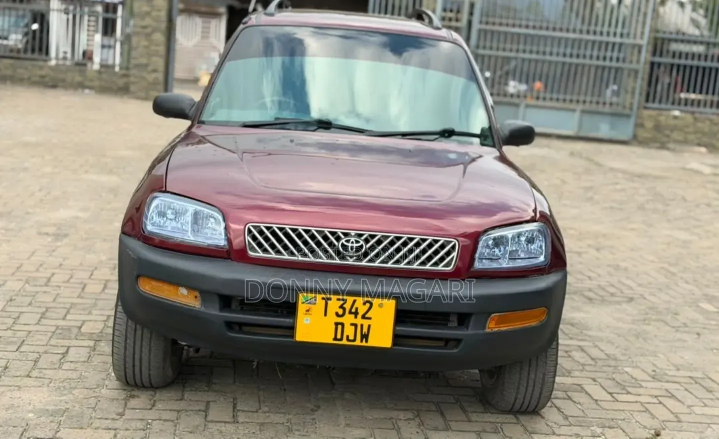 Toyota RAV4 1999 Maroon