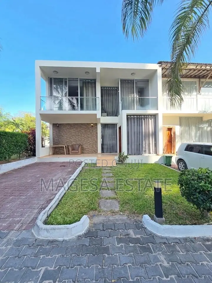 Furnished 3bdrm Villa in Masaki for rent