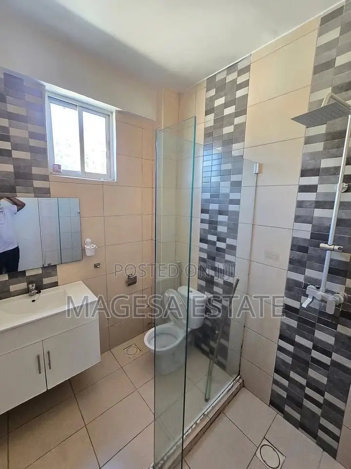 Furnished 3bdrm Villa in Masaki for rent