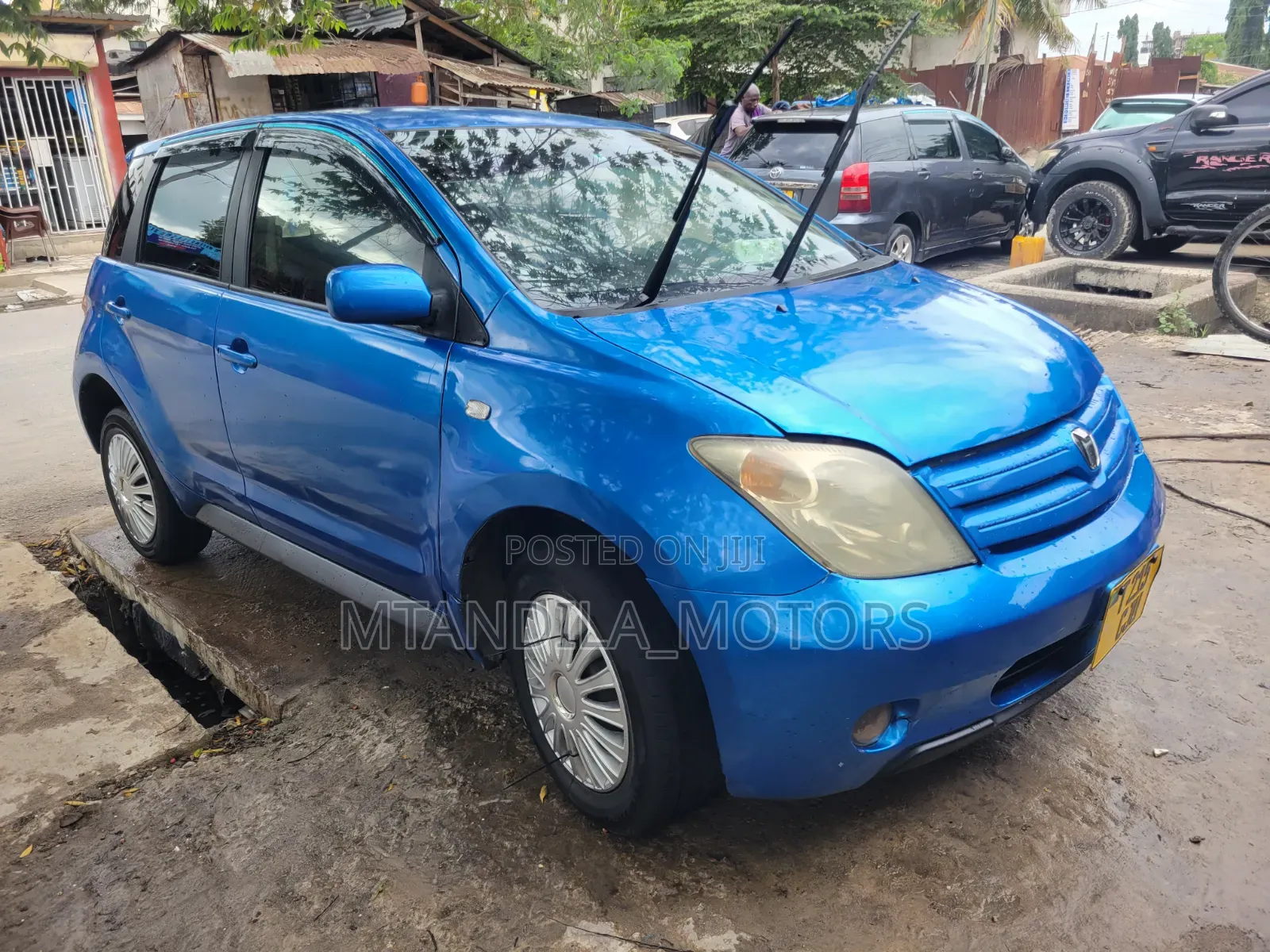Toyota IST 2003 Blue
