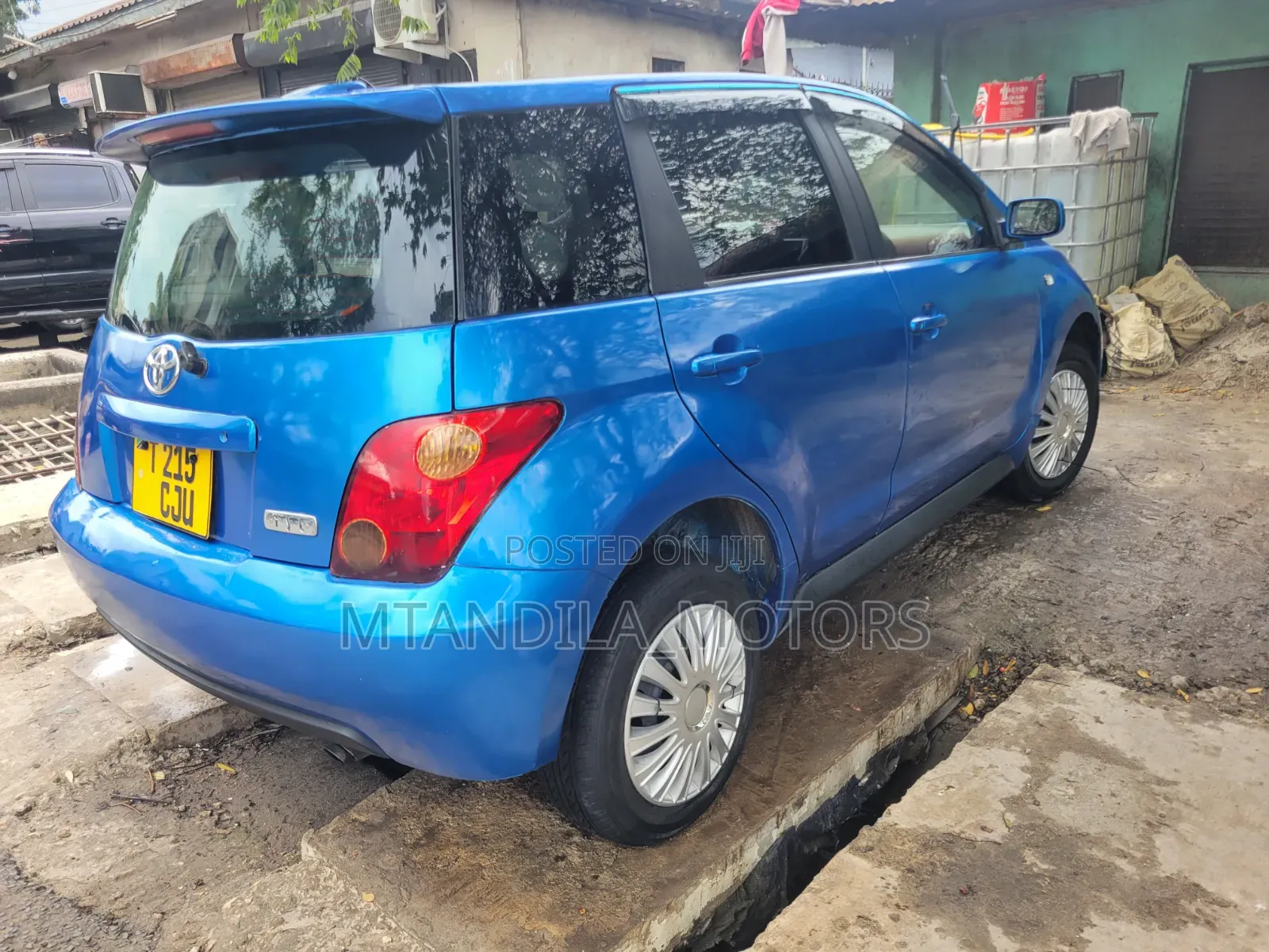 Toyota IST 2003 Blue