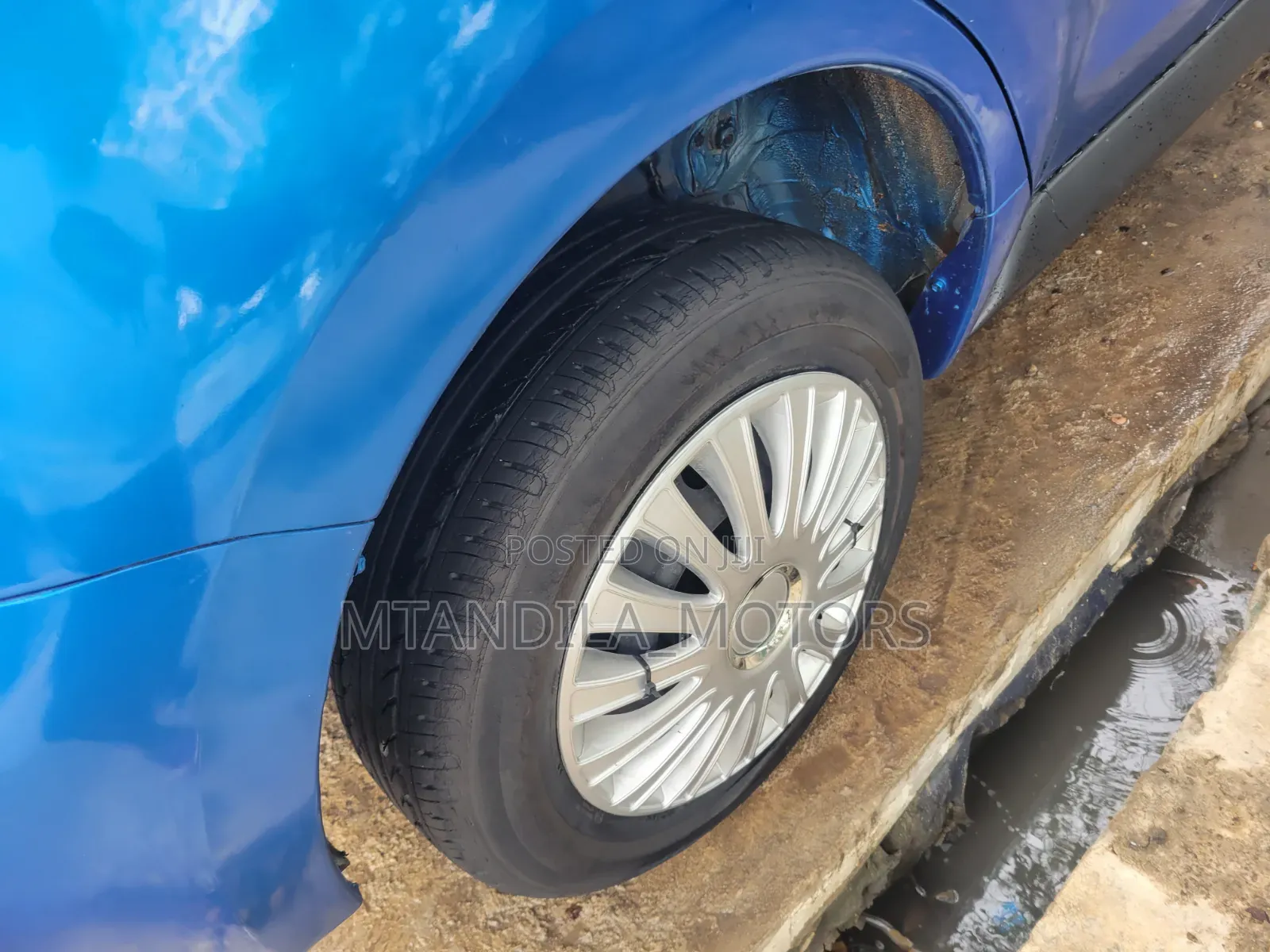 Toyota IST 2003 Blue