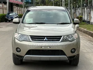 Mitsubishi Outlander 2008 Gold