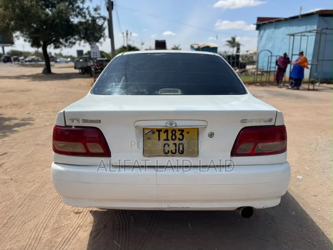Toyota Carina 1.5 FWD Sedan 2001 White