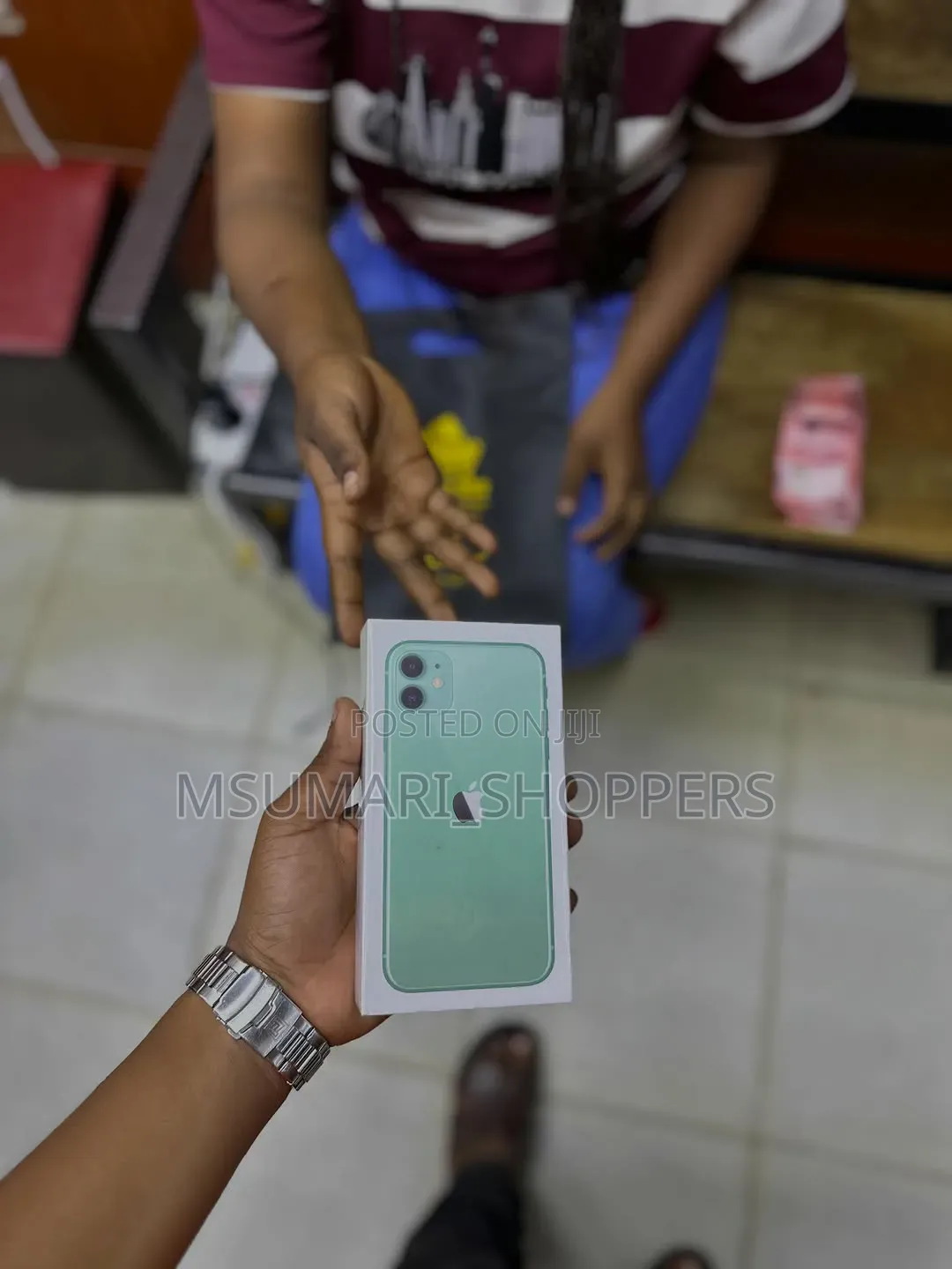 New Apple iPhone 11 128 GB Green