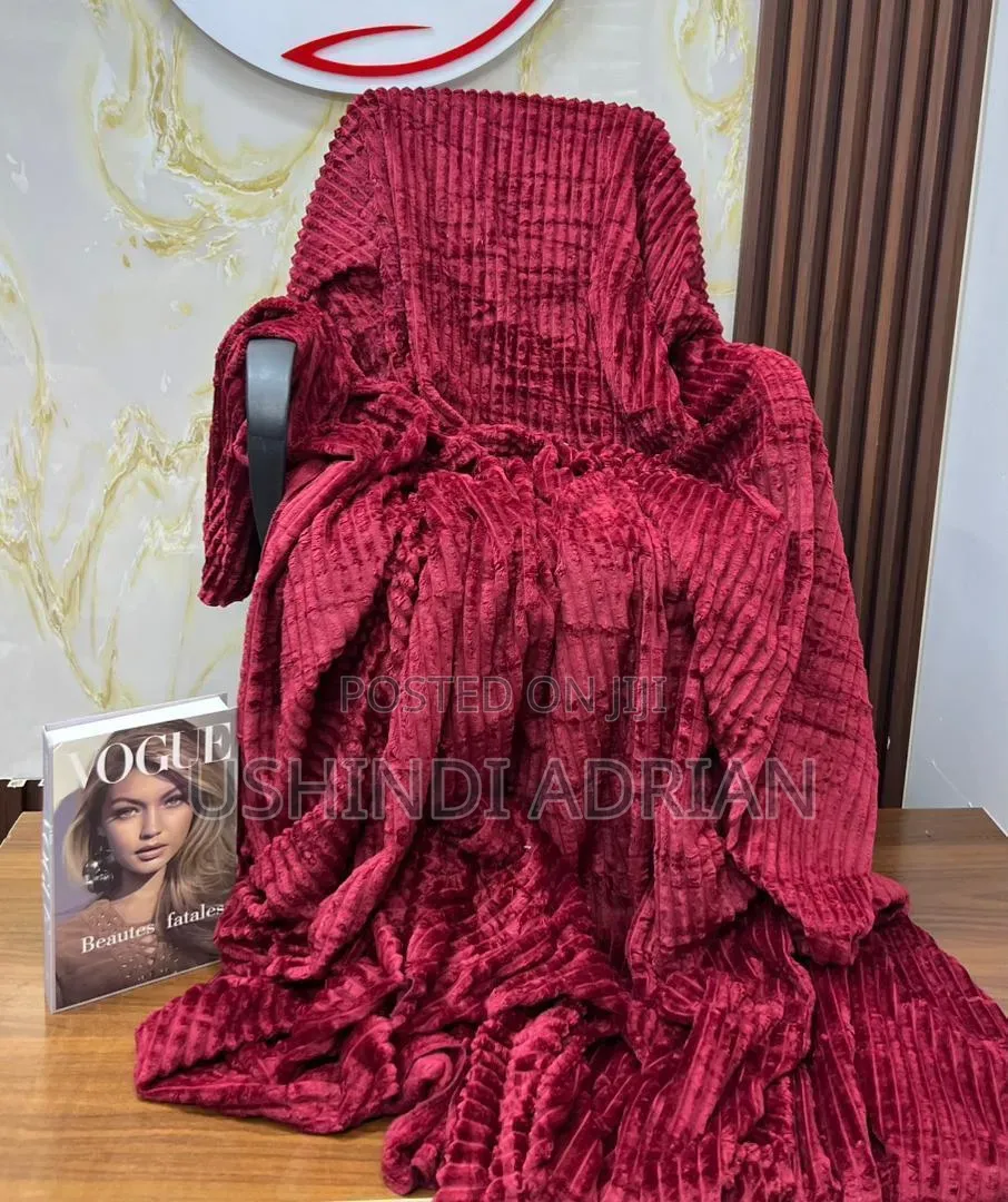 Blanket Foronya Set (Mpya Kabisa)