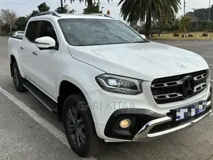 Mercedes-Benz X Class 2020 White