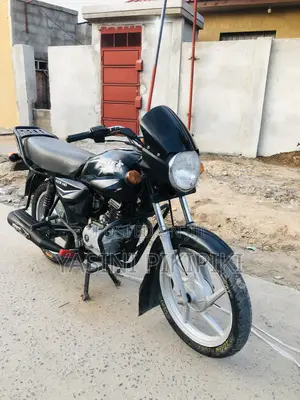 Bajaj Boxer 125 2025 Black