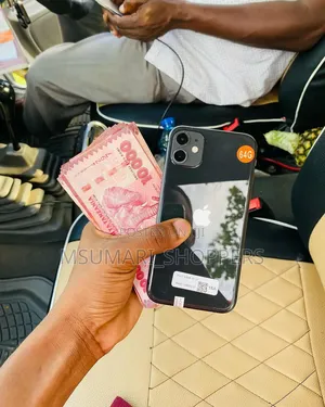 Apple iPhone 11 64 GB Black