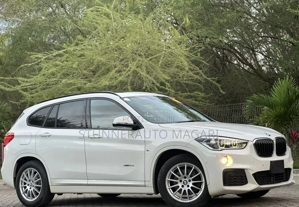BMW X1 xDrive28i AWD 2016 Pearl
