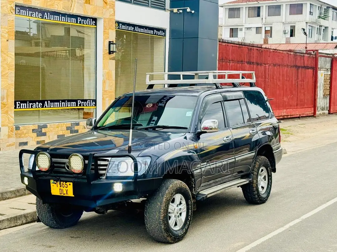 Toyota Land Cruiser 2005 Black