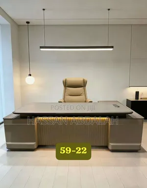 Executive Office Table Cm220