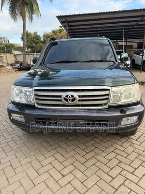 Toyota Land Cruiser HDJ 100 2003 Green