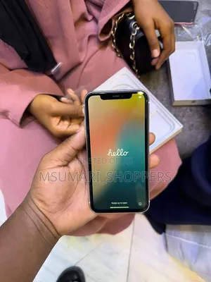 New Apple iPhone 11 128 GB White