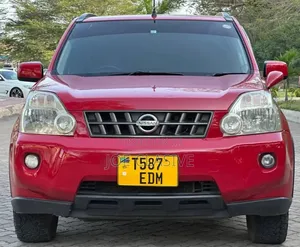 Nissan X-Trail 2008 Red