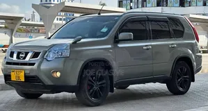 Nissan X-Trail 2010 Silver