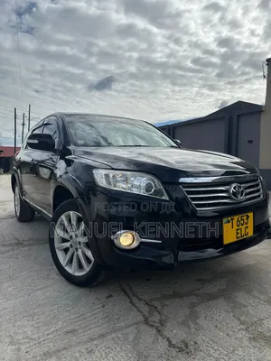 Toyota Vanguard 2011 Black