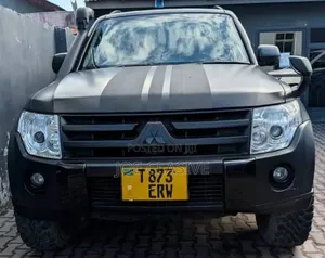 Mitsubishi Pajero 2007 Matt Black