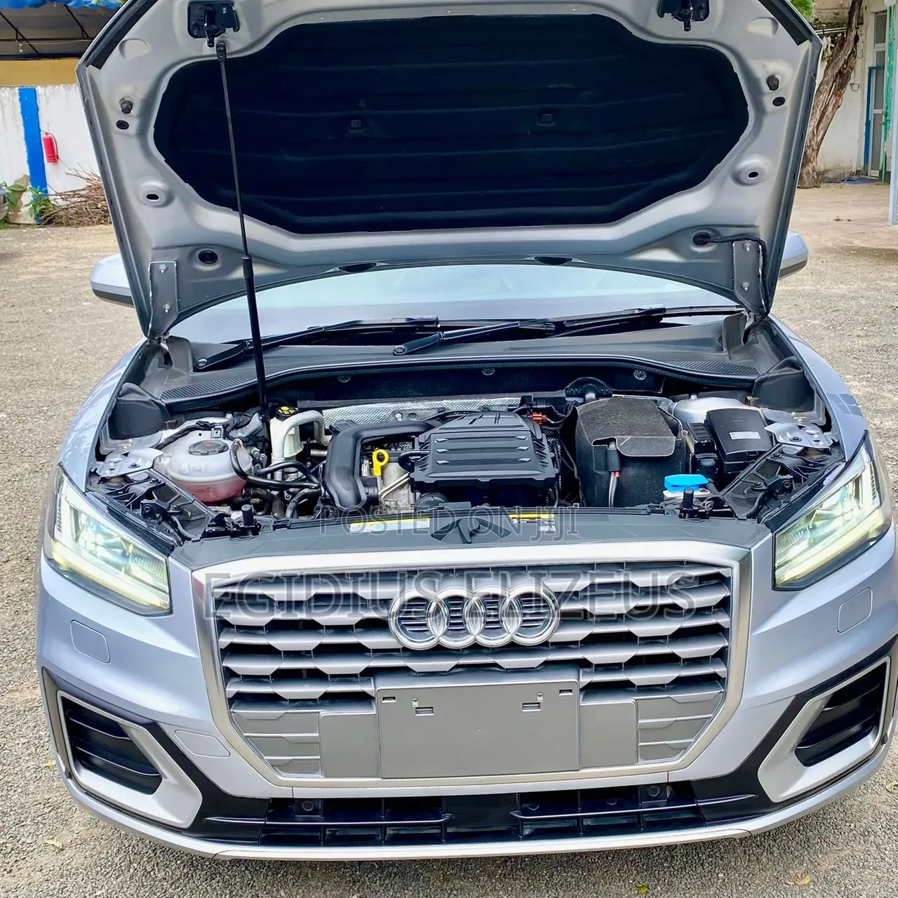 Audi Q2 2018 Gray