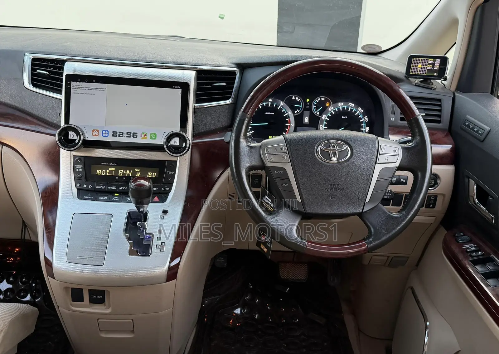 Toyota Vellfire 2012 White