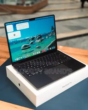 New Laptop Apple MacBook Pro 2025 M5 24GB Apple M5 SSD 1T