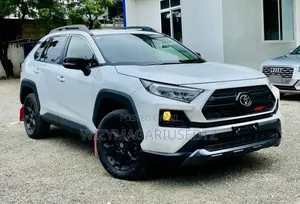 Toyota RAV4 2021 Pearl