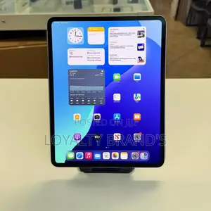 New Apple iPad Pro 13 (2024) 256 GB