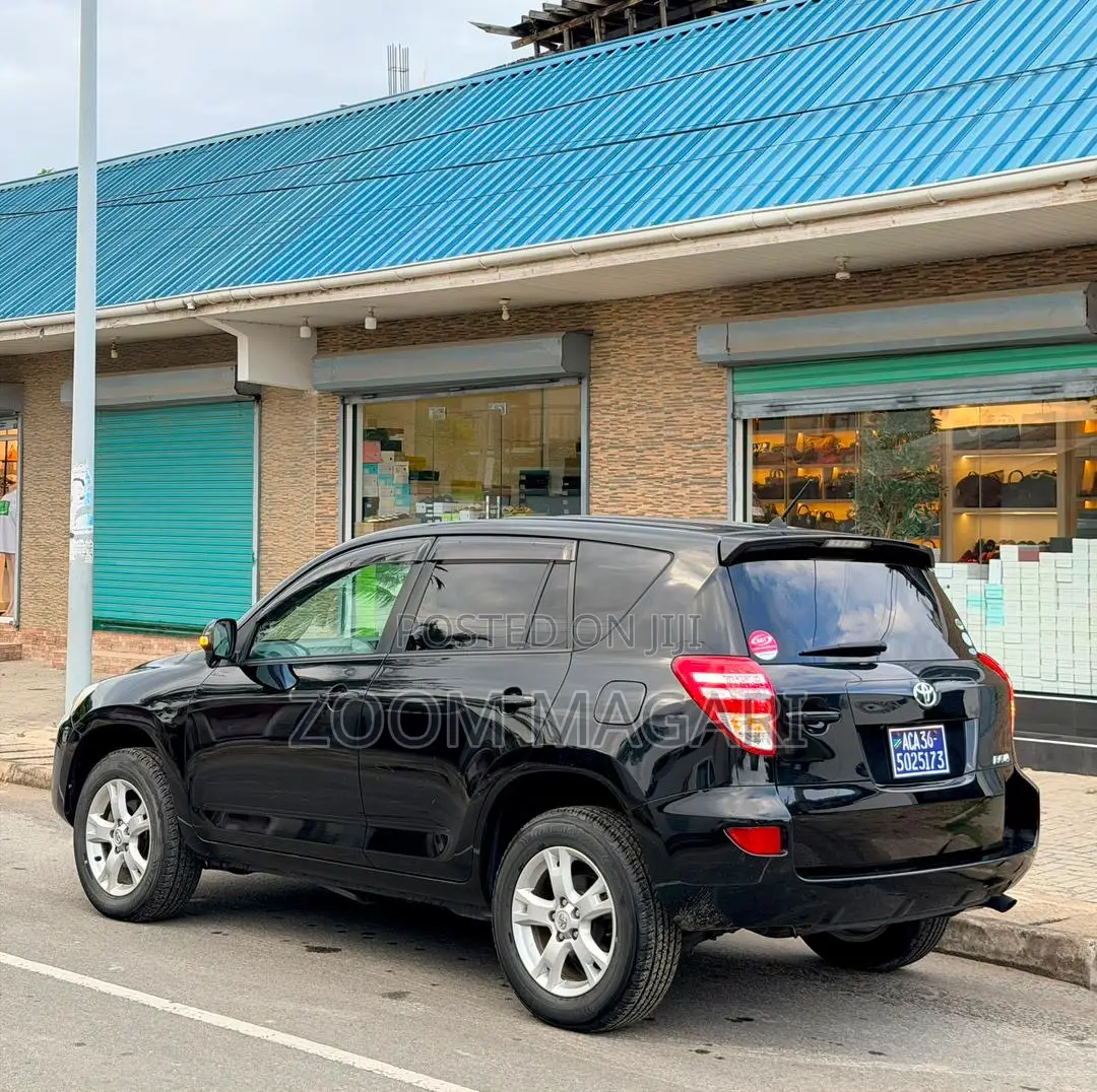 Toyota RAV4 2004 Black