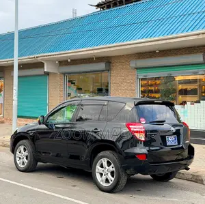 Toyota RAV4 2004 Black