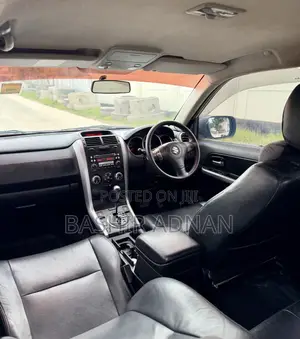 Suzuki Escudo 2009 Silver