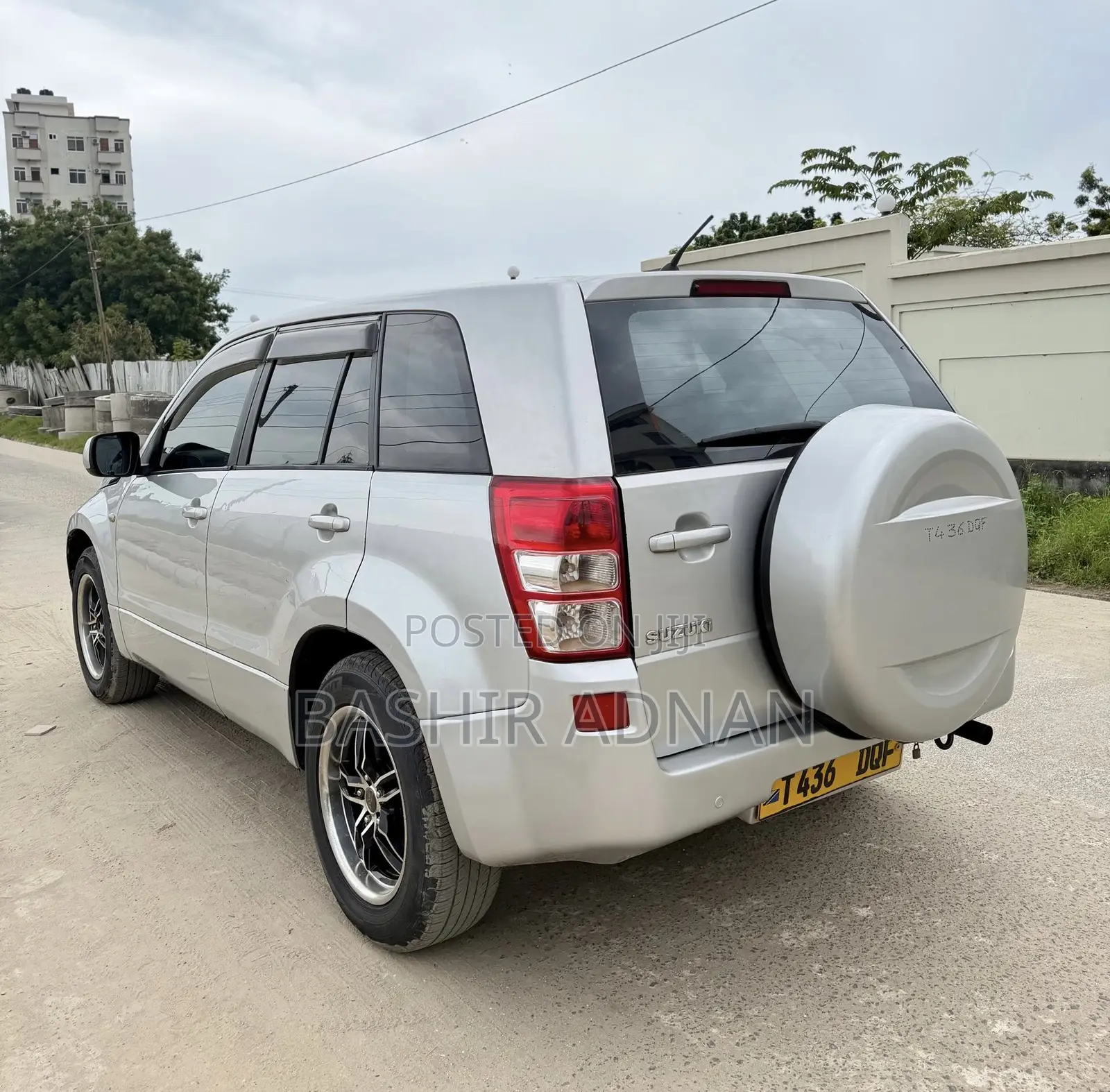 Suzuki Escudo 2009 Silver