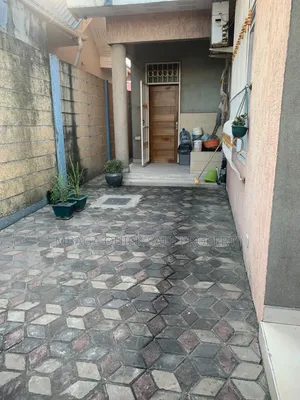 3bdrm House in Kariakoo for rent