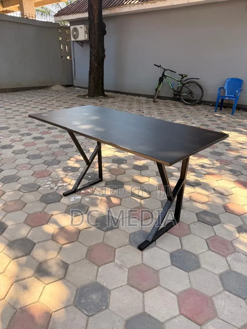 Gaming, Trading Office Table