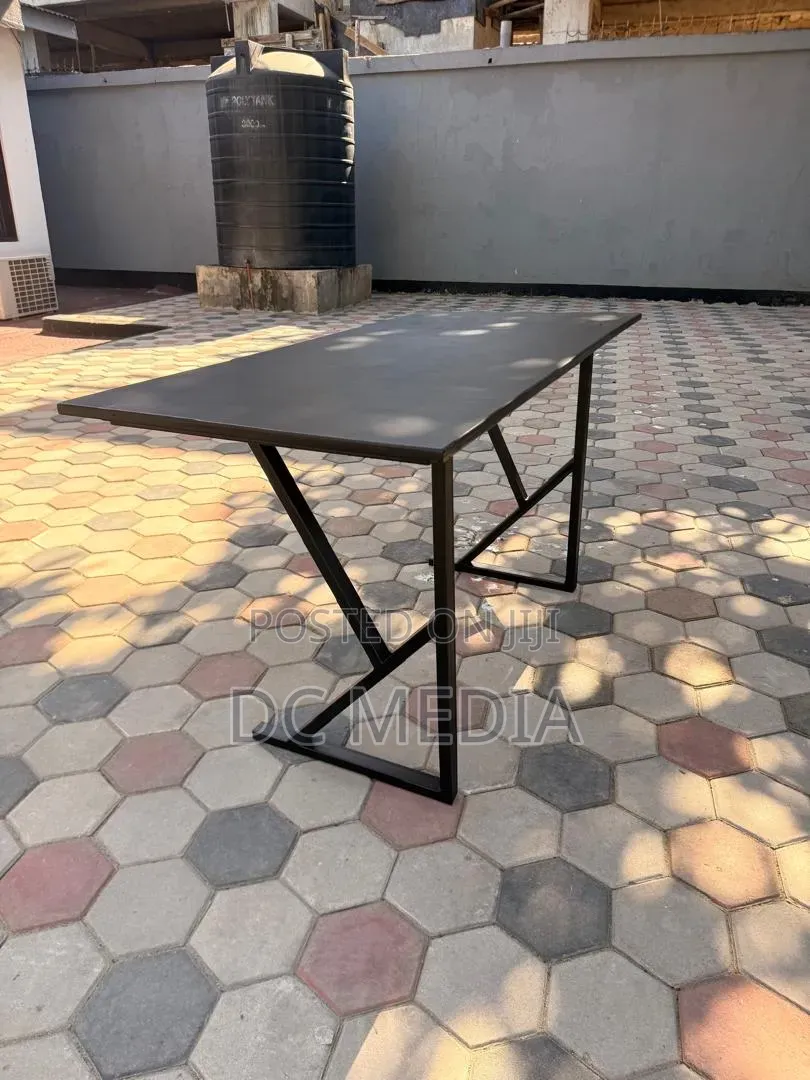 Gaming, Trading Office Table