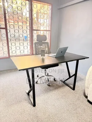 Gaming, Trading Office Table