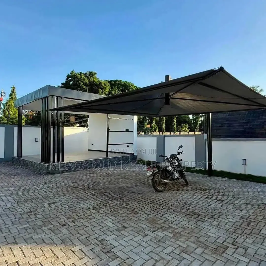 4bdrm House in Goba for sale