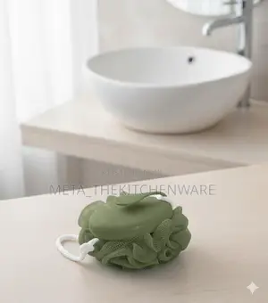 Bath Towel With Grip Holder