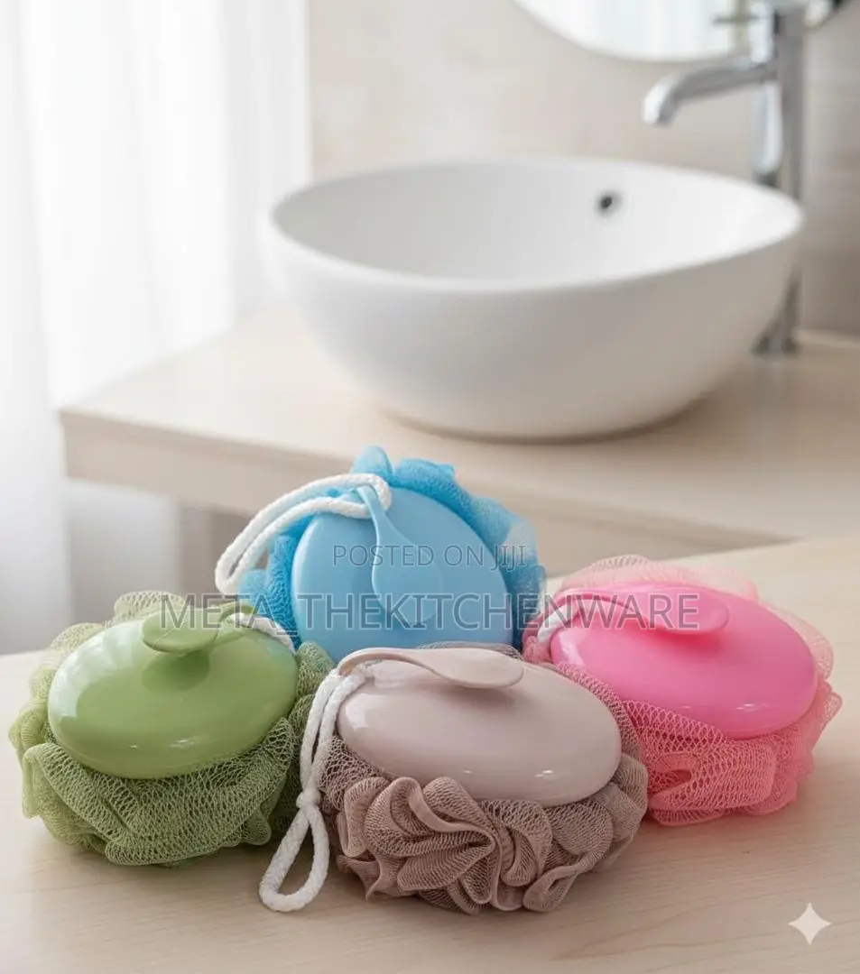 Bath Towel With Grip Holder