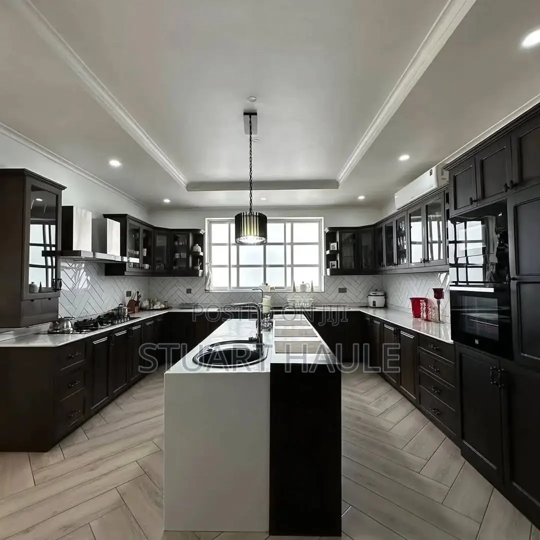 Furnished 5bdrm Villa in Mikocheni for rent