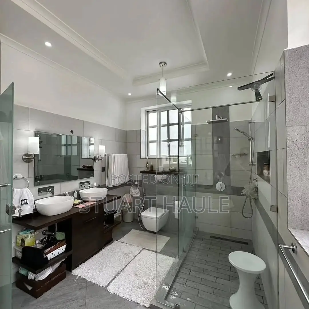 Furnished 5bdrm Villa in Mikocheni for rent
