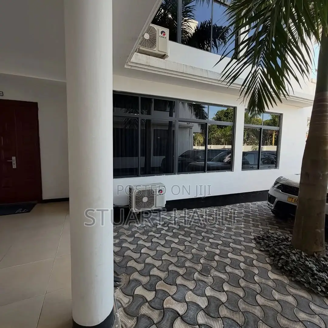 Furnished 4bdrm Apartment in Oyster Bay for rent