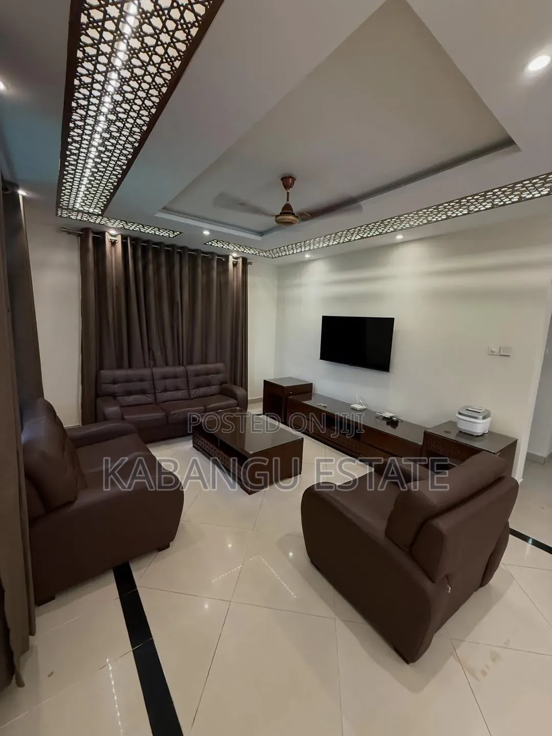 Furnished 4bdrm Villa in Ada Estate Near for rent